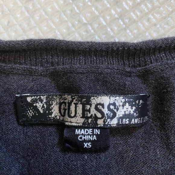 Vintage Guess oversized cropped sweater size xs - Picture 3 of 4